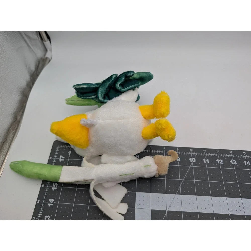 Pokemon Sirfetchd Plush White‎ Galar Region Leek Sword Shield T-Arts Nintendo